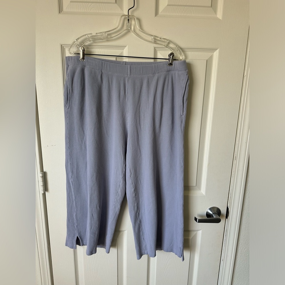 EILEEN FISHER Lavender Wide leg pants.